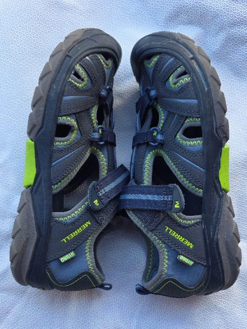 Merrell Kids Navy Blue Active Closed Toe Sandals.